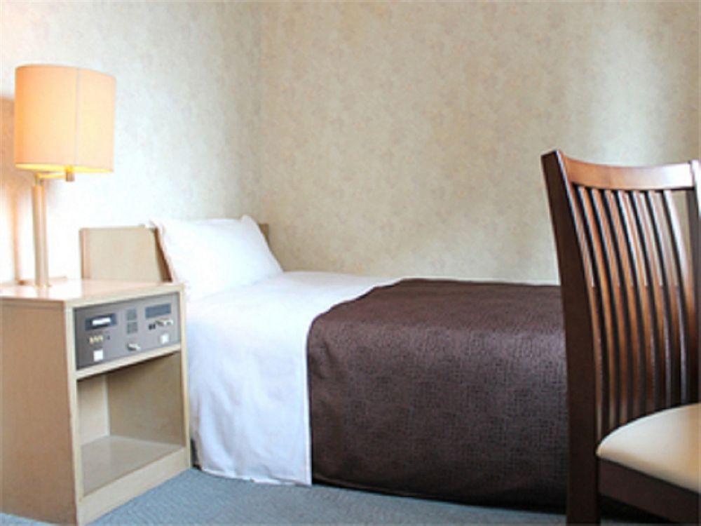 Hotel Livemax Budget Fuchū Esterno foto