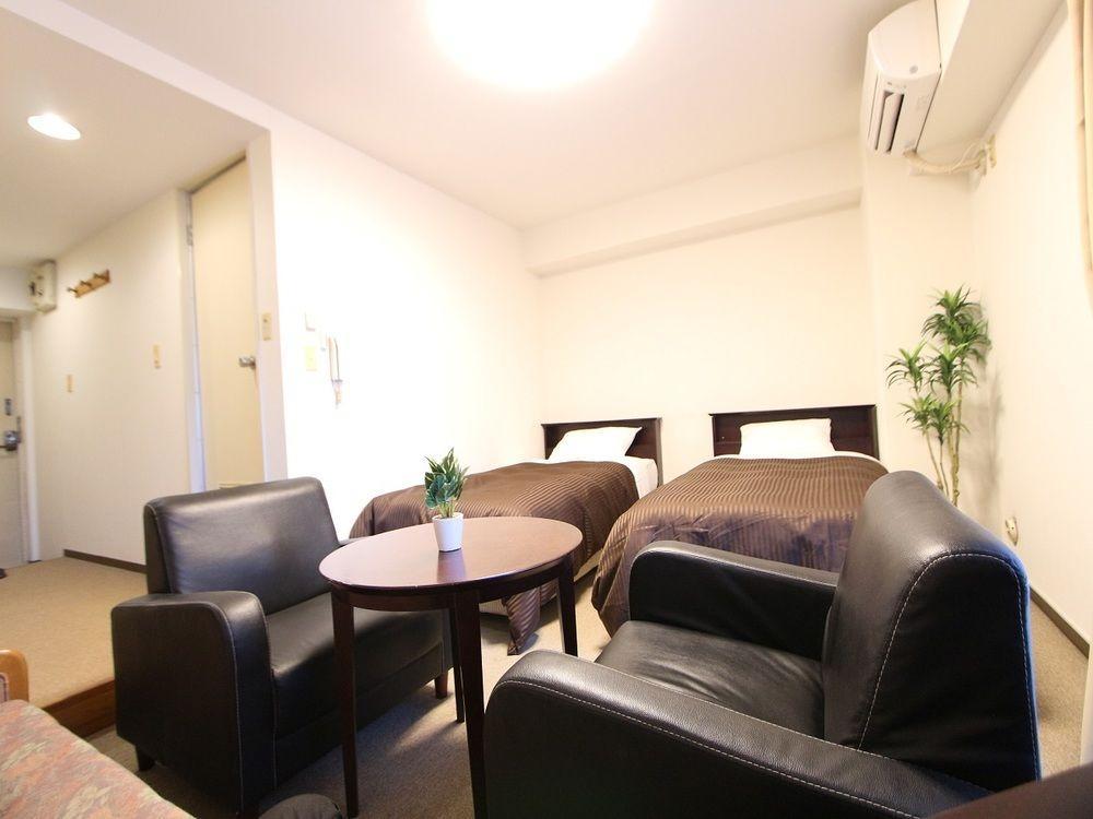 Hotel Livemax Budget Fuchū Esterno foto