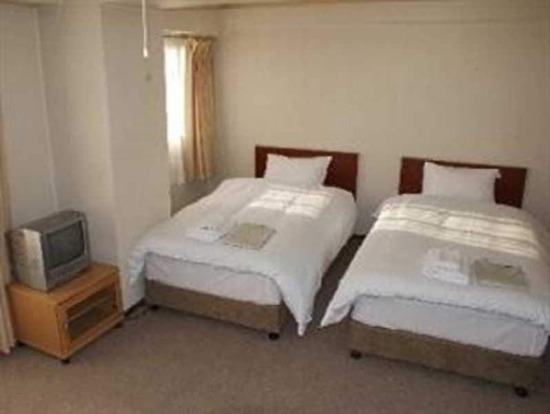 Hotel Livemax Budget Fuchū Esterno foto